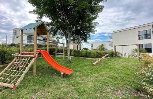 Armenia Apartamento | Sierra real coccora 101 torre 1-Lindo Apartamento cerca al club campestre