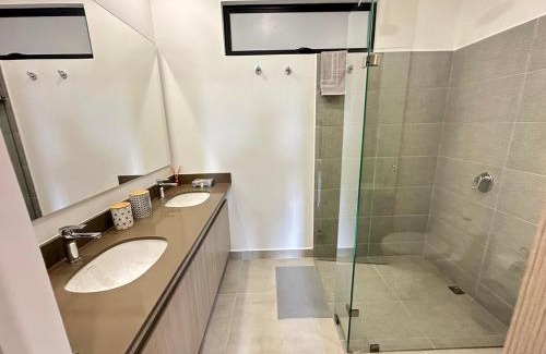 Armenia Apartamento | Sierra real coccora 101 torre 1-Lindo Apartamento cerca al club campestre