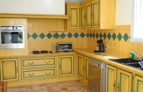 Eyragues Casa | Siflora by Interhome