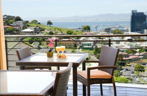 Schotsche Kloof Hotel | Signal Hill Lodge