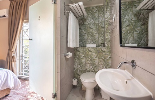 Schotsche Kloof Hotel | Signal Hill Lodge
