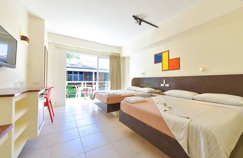 Manoc-Manoc Hotel | Signature Boracay South Beach