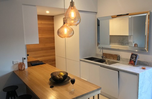 Devonport Casa | Signature on Gunn