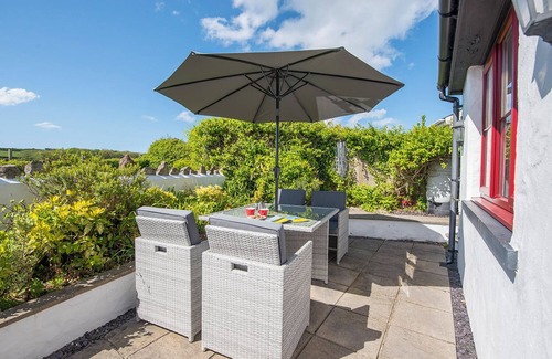 Angle Casa | Silk Purse, Holiday Home Angle, Sleeps 4, 2 bedrooms, bathrooms