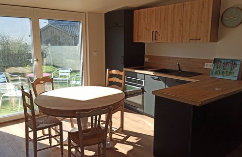 Pordic Casa | Sillon strike. Small house 5 minutes from the sea.