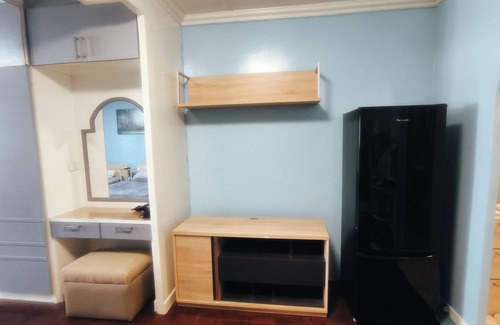 Silom Condominio | Silom room with 2 Queen bed for 4 persons, 300 meter from BTS Chongnonsi station