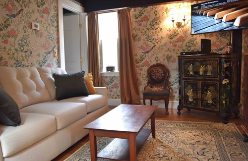Salem Hotel | Silsbee's by Daniels House