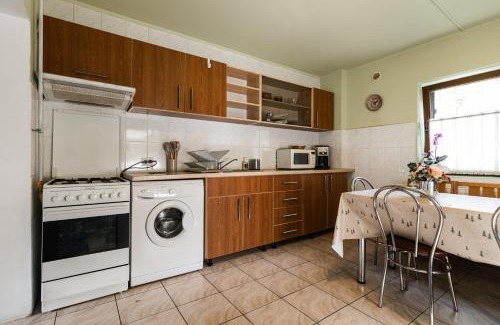 Bran Casa | Silva Cabin - In the heart of Bran, next to the Castle w/free parking