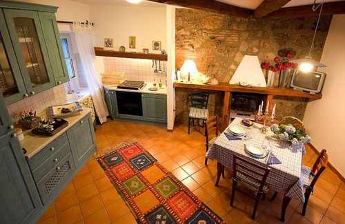 Castel Cellesi Casa | Retiro de Silvan en un lugar rural tranquilo en la provincia de Viterbo, cerca de BAGNOREGIO