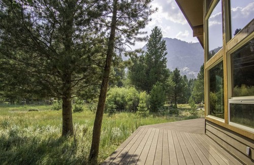 June Lake Casa | Silver Meadows Cabin, June Lake, CA