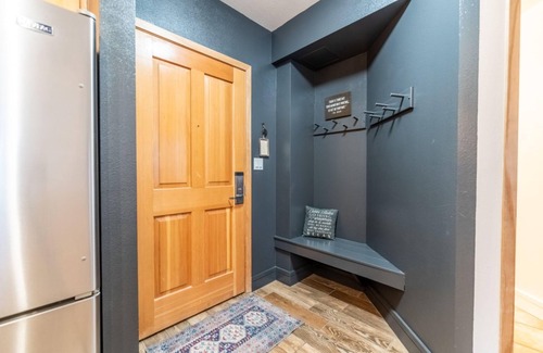 River Run Condominio | Silver Mill by Summit County Mountain Retreats