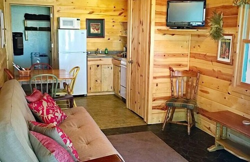 Rapid City Cabina | Silver Moon Black Hills Cabin