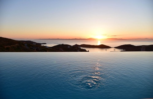 Vourkari Villa | Silver Moon Villa: villa artística con una vista impresionante del mar Egeo