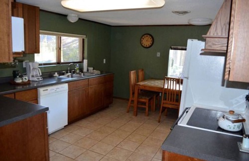 Rapid City Cabina | Silver Mountain #2 - Two story cabin in the Black Hills