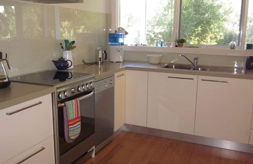 Silverleaves Casa | 328 Coghlan Road, Silverleaves