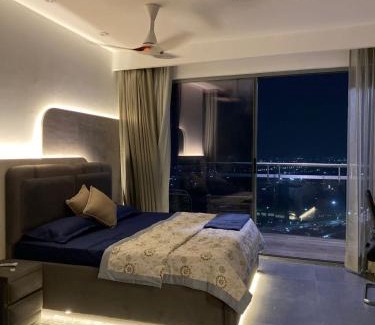 Noida Apartamento | Silverline Studio