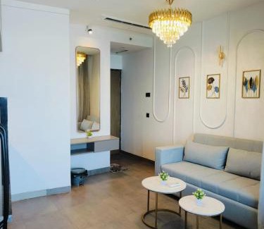 Noida Apartamento | Silverline Studio