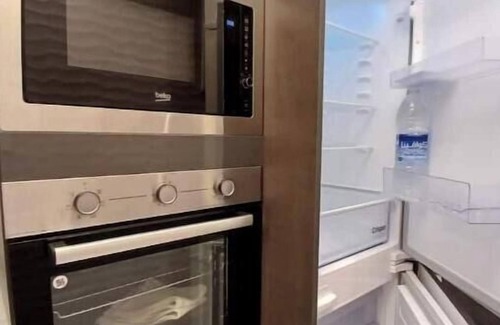 Hamra Apartamento | Silvia's Stylish top-notch 2 BR apartment