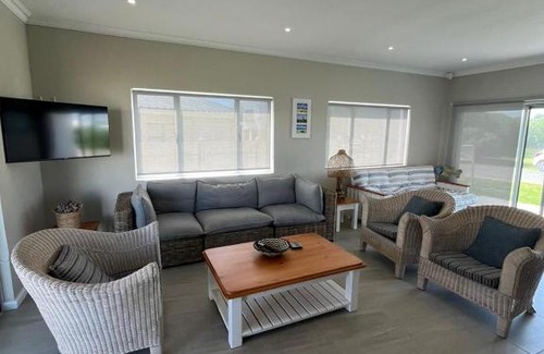 Struisbaai Casa | Silwer