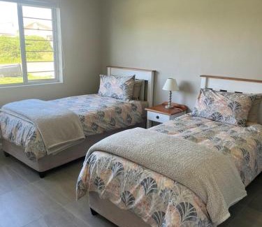 Struisbaai Casa | Silwer