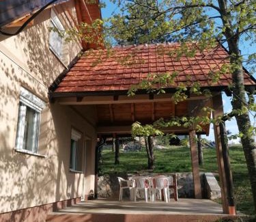 Mionica Casa | SIMIĆ planinska kuća