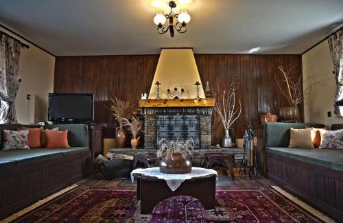 Makednoi Casa | Simon's Walnut Farm