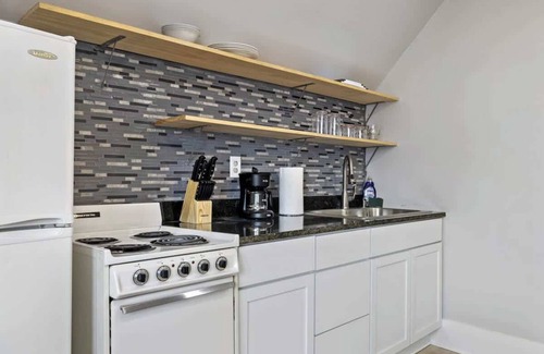 Pittsburgh Apartamento | Simple and Clean 1 BR Apartment!