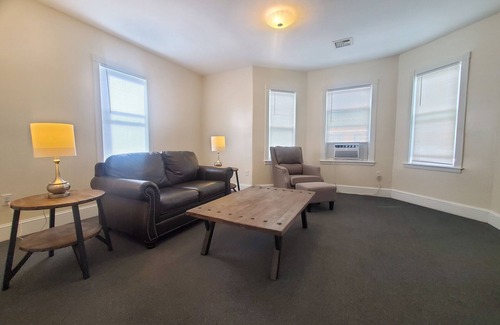 Hartford Apartamento | Privado - Tres Cuartos, sala, bano y cocina