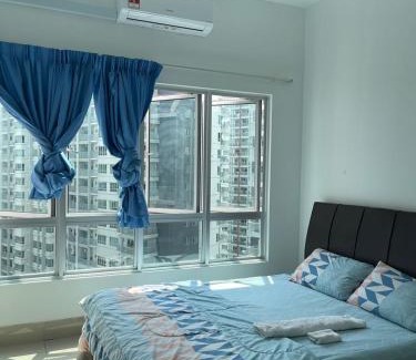 Salak South Casa | Simple Comforts KL Shared apt
