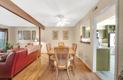 Royal Pines Casa | Simple comforts of home conveniently located
