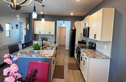 Southeast Raleigh Casa | Simple Elegant Single Fam Home < DT Raleigh NCSU