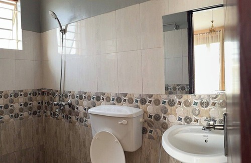 Meru Apartamento | Simple Living in Meru Town in a 2 Bedroom Elegant Apartment