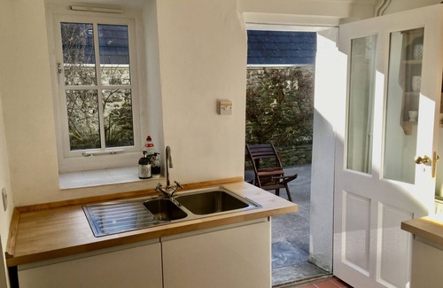 Myddfai Casa | Simple luxury in Brecon Beacons village house