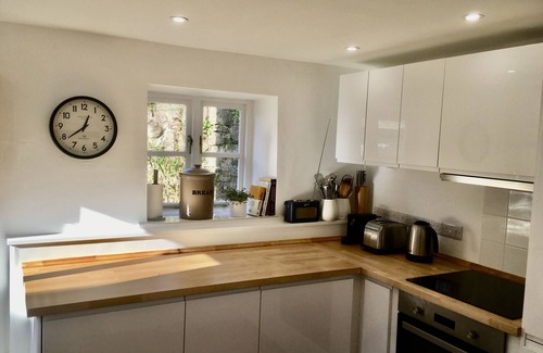 Myddfai Casa | Simple luxury in Brecon Beacons village house