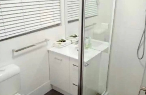 Sunnybank Casa | Simple Sunnybank Studio FREE A/C, parking & WiFi