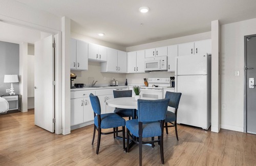 Far North Central Apartamento | Simplicity At the Rim 1204 I Comfy 2 bed 2 Bath