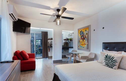 Tohoku Apartamento | Simply Comfort Tohoku Studios 10 min Beach