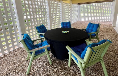 Point Harbor Casa | Simply Elegant -- Visit the OBX and Overlook the Currituck Sound