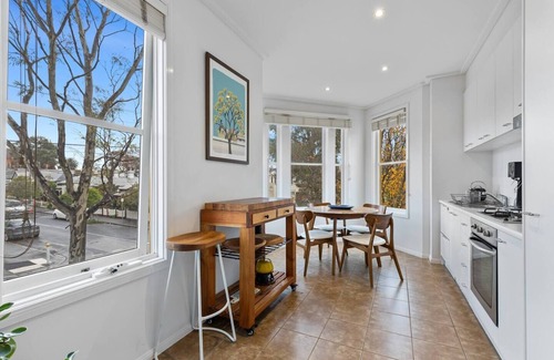 Kensington Apartamento | Simply Kensington by Ready Set Stay