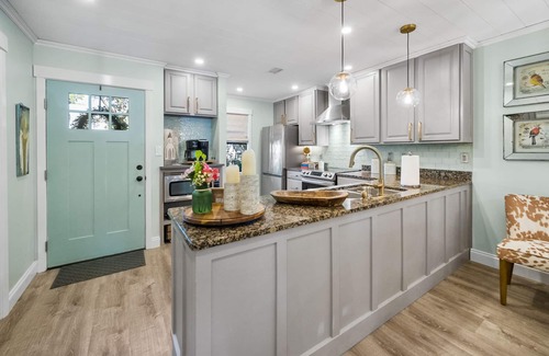 Seagrove Beach Casa | “Simply Seagrove” | Waterfront Townhome | Kayaks included| Seagrove Beach Florida