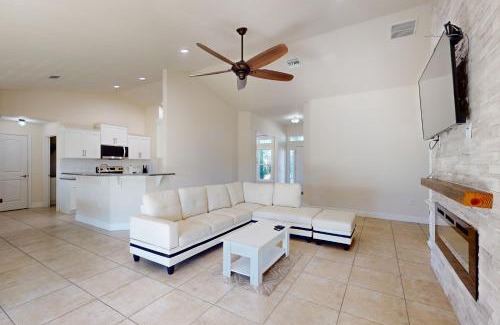 Broadmoor Casa | Simply Serene