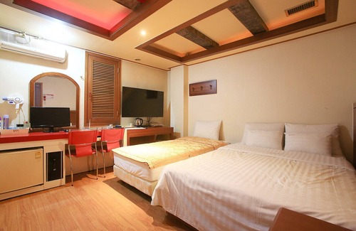 Jamsil-dong Hotel | Sincheon Plus