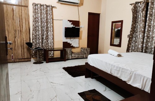 Varanasi Casa | SINGH'S DELIGHT