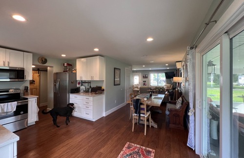 Fishing Creek Casa | Single family home with screened porch.