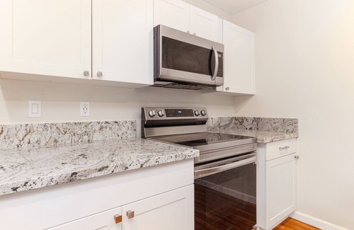 Kapoho Casa | Single-level, dog-friendly home with a full kitchen, washer/dryer, patio