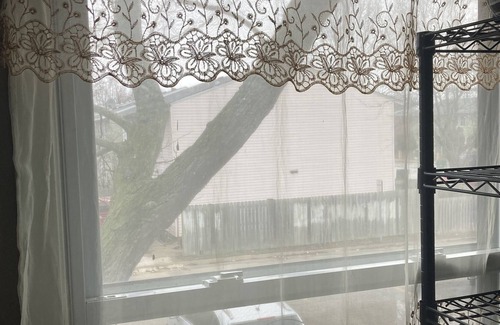 North Chicago Casa | Single occupancy bedroom, in Quiet Townhouse in Waukegan, Room C