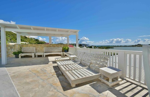 Orient Bay Cama Y Desayuno | Single room with pool 5 min from Hope Estate