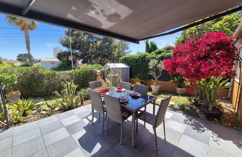 Tamaris Casa | Villa de 2 dormitorios en una sola planta, aire acondicionado, internet playas y tiendas cerca