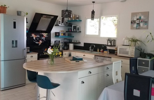 Lesparre-Medoc Casa | Casa de una sola planta entre el océano, los viñedos y el estuario de Gironda.