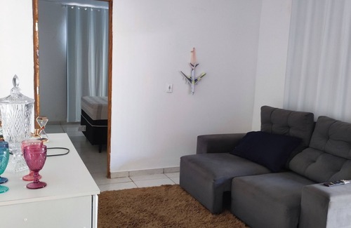 Aero Rancho Casa | Single storey house with large backyard